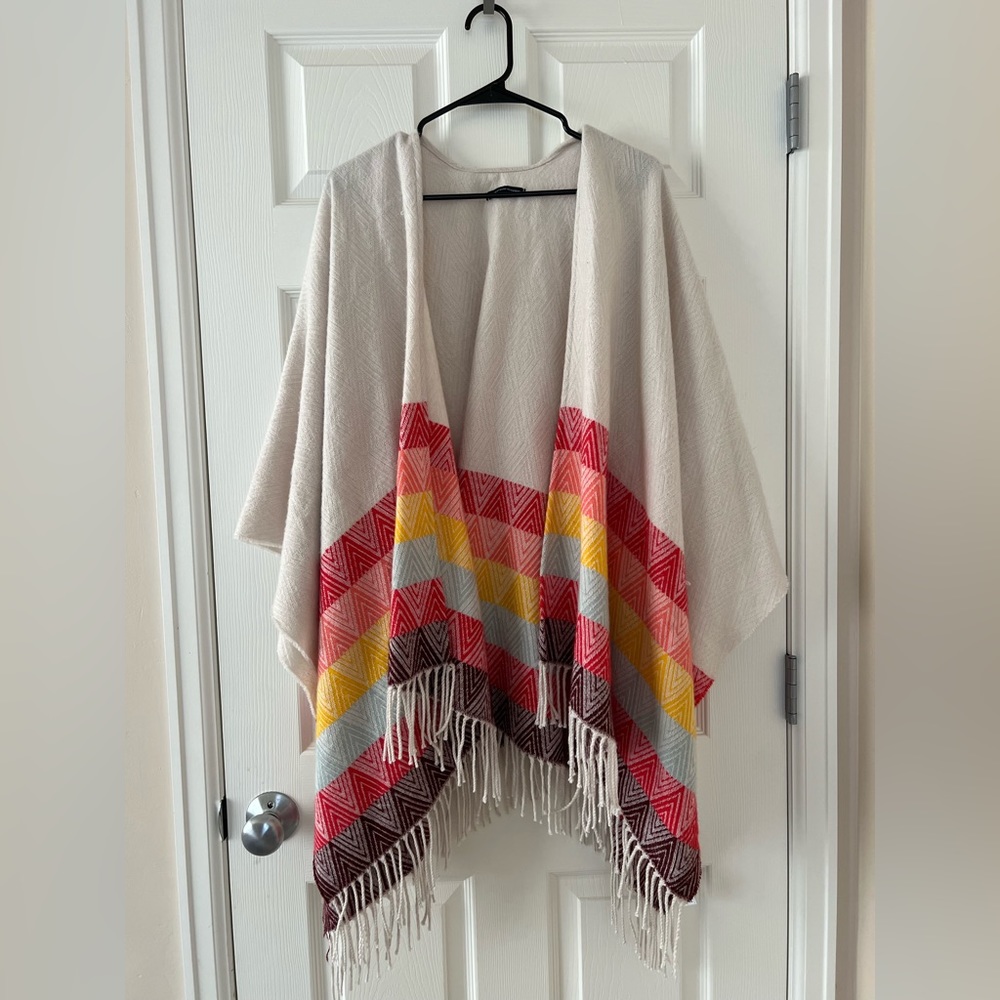 Urban Outfitters Poncho sz Small